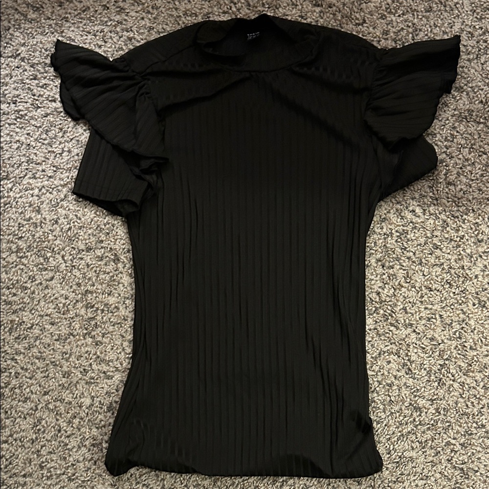 SHEIN Black Pleated Blouse with Ruffled Sleeves